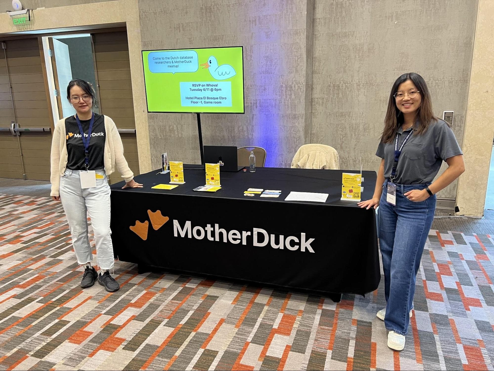 MotherDuck demo booth